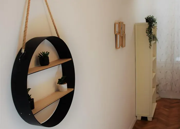 Piace Τεργέστη